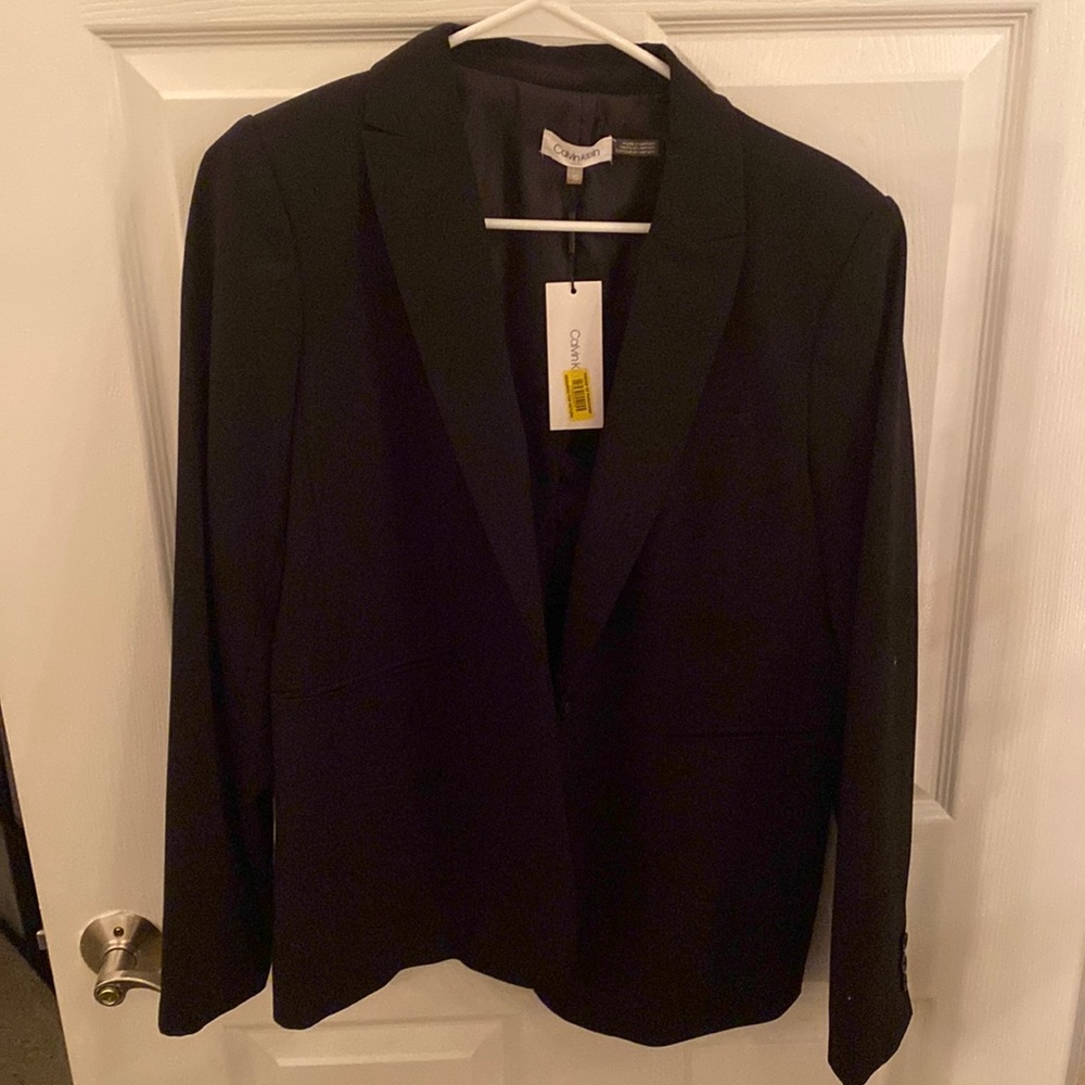 Size 10 Calvin Klein blazer / suit jacket - black
